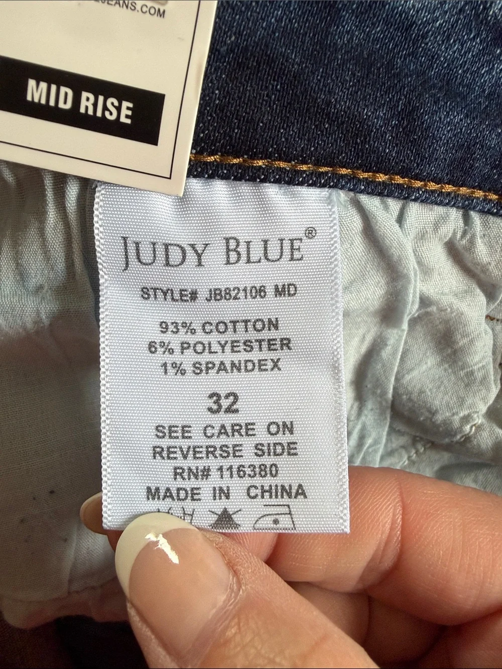 Judy‎ Blue Mid-Rise Skinny Jeans Size 32/14 NWT Medium Blue